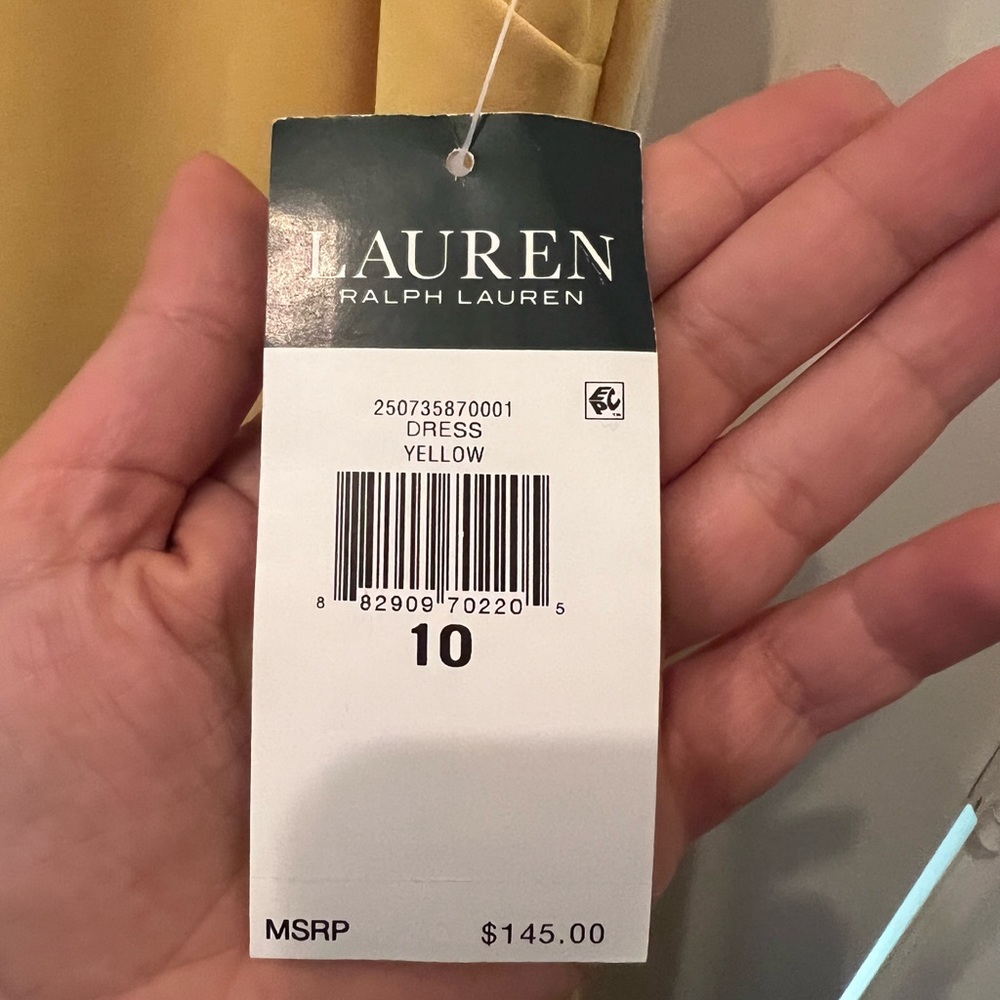 Dress - Picture 4 of 4